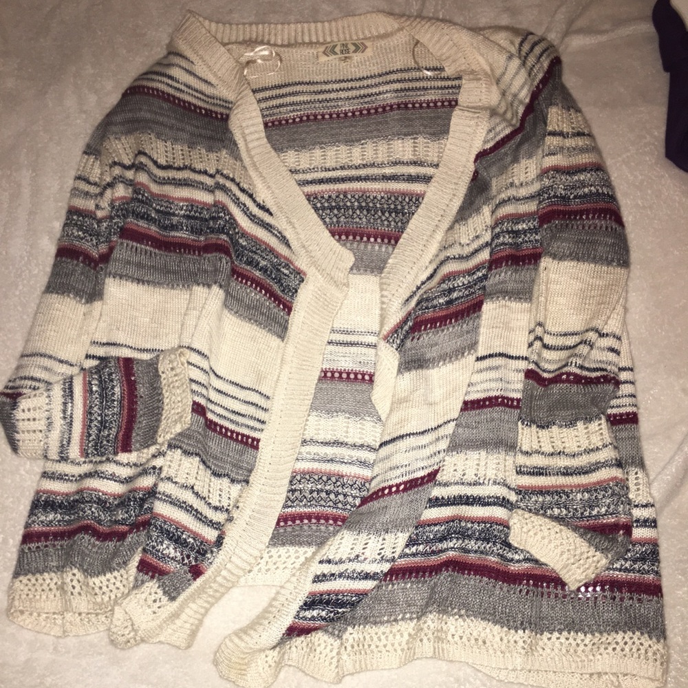 Cute comfy sweater!
